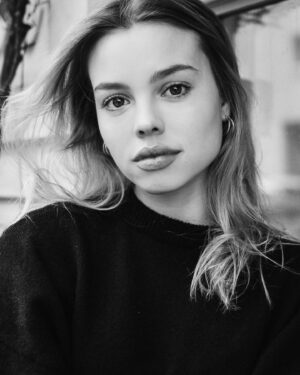 Lea Zoë Voss Instagram - 