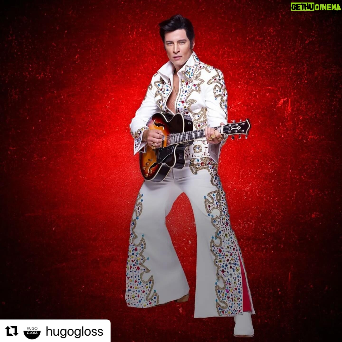 Leandro Lima - 6.5K Likes - #Repost @hugogloss with @use.repost
・・・
You were always on our mind, Elvis! Leandro Lima se tornou o próprio Elvis Presley na caracterização do Rei do Rock para o espetáculo “Elvis - A Musical Revolution”. O ator irá alternar o protagonismo com Daniel Haidar. Em imagens exclusivas divulgadas pelo hugogloss.com, também foram reveladas as transformações impecáveis de Luiz Fernando Guimarães, como Coronel Parker, e Caru Truzzi, interpretando Priscilla Presley. O musical, a única biografia autorizada de Elvis a ganhar os palcos internacionais, é dirigido por Miguel Falabella e estreia dia 1º de agosto, no teatro Santander, em São Paulo. Já estamos ansiosos para ver de pertinho e soltar o gogó junto! (📸: Jairo Goldflus)
