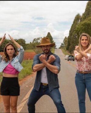 Leandro Lima Instagram - Muita gratidão ao cinema nacional pelos encontros (e perrengues ,vide última foto)que tive e pelos tantos outros que virão,  o cinema brasileiro resiste !!! Viva ao cinema nacional #dianacionaldocinema