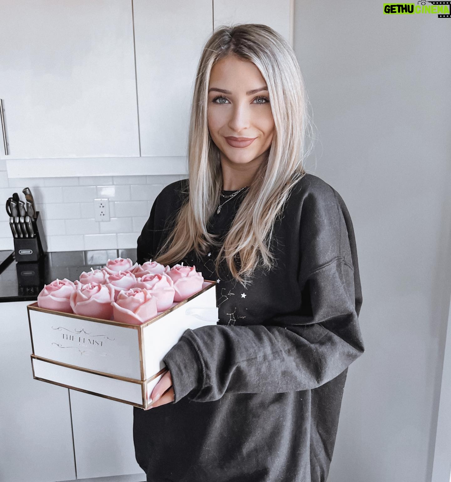 Léanne Lévesque - 439 Likes - Pour vrai, je vous souhaite à tous de trouver votre passion dans la vie parce que ça n’a pas de prix 🙏🏻 Tlm grateful d’avoir trouvé la mienne 🕯✨