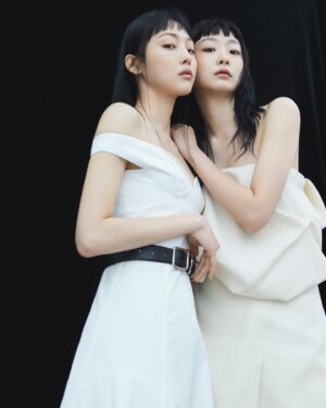 Lee Bom Instagram - 2023.3 VOGUE KOREA 김다미 
#영화소울메이트 

🤍🤍

@d_a___m_i 
@zyobb 
@joohee_nam 
@kanghyunjin_official