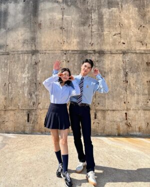 Lee Bom-so-ri Instagram - -
유독 더웠던 날☀️
넥타이도 빌려주고 선풍기도 쐬어주고
밥도 잘 사주는 서윗남 소호쒸와☁️

🌸4월은 너의 거짓말🌸
6/28! 곧! 💓