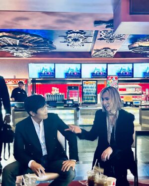 Lee Byung-hun Instagram - Congratulations my friend
#yoshiki #Xjapan  #TCLchinesetheater #handandfootprinting
