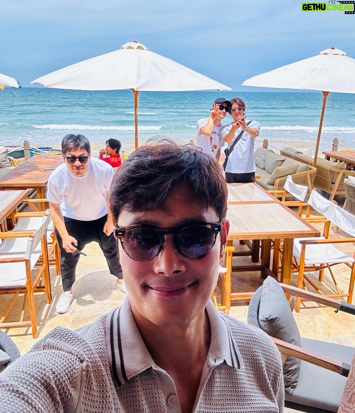 Lee Byung-hun - 72.2K Likes - be happy~