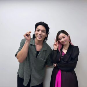 Lee Chang-min Instagram - ありがとうございました🥰
楽しかった^^*
Fanの皆さんに会えて嬉しかった

마지막 사진 짤렸다 ㅋㅋㅋ