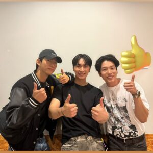 Lee Chang-min Instagram - 택연이도 응원 왔네 ~
찬성이 오늘 고생많았어 ^^ 
찬성이 팬미팅 성공!!
반가운 동생들 ㅋ

今日のチャンソンのfanmeeting 成功
#大阪

また二日後東京で会いましょう^^*
#oneday #2am #2pm #チャンミン　#チャンソン　#テギョン