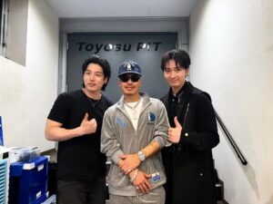 Lee Chang-min Instagram - もちろん、まだスケジュールは残ってるけど今日まですごく長かった。
皆んなと一緒でよかった。
大切なうちのfanのみんなに言いたいことは
「約束を守った方は僕たちじゃなくfanの皆さんの方ですよ」
心から感謝しています。

#2am #チャンソン #ak69 #250