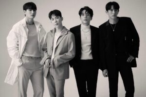 Lee Chang-min Instagram - 日本のコンサート決定
約束したでしょう？笑笑 _ V