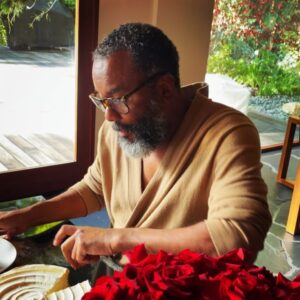 Lee Daniels Instagram - 62 years around the sun has brought me to my knees with humility and gratitude .. Covid kept my kids away for the 2nd birthday / Christmas but FaceTime rocks! Merry Christmas & Happy Holidays everybody ….Sending LOVE & THANKS for the birthday wishes ♥️🎂🎄!!!