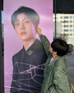 Lee Eun-sang Instagram - 단이 귀 잡기🙃