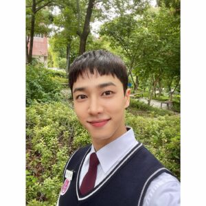 Lee Gi-kwang Instagram - Baek Eun ho🙂