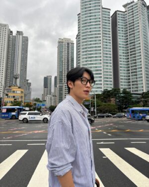 Lee Gi-taek Instagram - ☔️