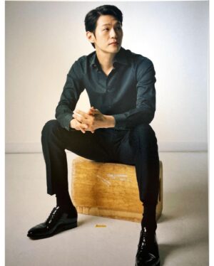Lee Hak-ju Instagram - BIGISSUE 5월호 
화보촬영 후 주셨던 B컷! ^^;