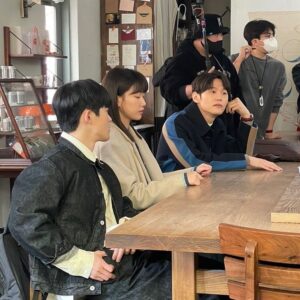 Lee Hak-ju Instagram - 오늘 밤 10시 30분 tvn에서
오피스에서 뭐하share?
방영합니다! 많은 관심 부탁드립니다!
(--)(__) 꾸벅