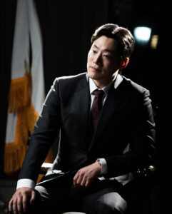 Lee Hee-jun Instagram - ‘지배종’  디즈니    선우재