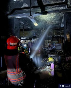 Lee Hsien Loong Instagram - A fire broke out at the coffeeshop at Block 407 Ang Mo Kio Avenue 10 at around 2:40am today. 

I visited the site this morning, and spoke to the owner, and some of the affected residents who lived above the coffeeshop. The coffeeshop was badly damaged, but thankfully no one was seriously injured. 

Luckily, the fire was put out quickly by the SCDF, and did not spread to the wet market and food centre next to it. 

Also luckily, the owner had fire insurance. This incident reminds us of the importance of having insurance too for our homes (even after the mandatory period), so that if we are caught in similar circumstances, we will still have some protection and help. And if you own a wet market or cooked food stall, please protect it, and yourself, with fire insurance too!

My thanks to @myscdf and @singaporepoliceforce for putting out the fire and evacuating our residents safely, as well as the grassroots leaders, @singaporehdb and @amktowncouncil who are looking after the affected residents and business owners. – LHL