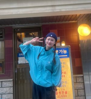 Lee Hye-jung Instagram - 기분좋은 어느날 요즘 🧡