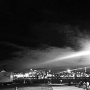 Lee Hyun-jun Instagram - 밤공기가 찹디다