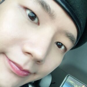 Lee Hyun-jun Instagram - 100만년만에 휴가
