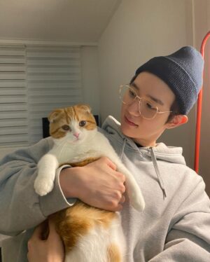 Lee Hyun-jun Instagram - 이상 현실