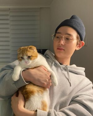 Lee Hyun-jun Instagram - 이상 현실