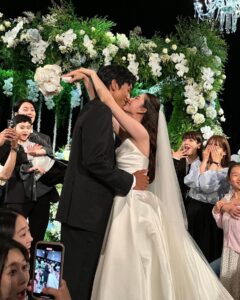 Lee Hyun-yi Most Liked Photos and Posts