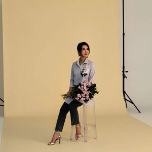 Lee Il-hwa Instagram - 윤순영패션 
.
.
.
마지막 한벌까지 집중해준 울스텝들 
많이 고마워 나도 더 열심히 할께요👗

#2024년 S/S
#카달로그 
#촬영