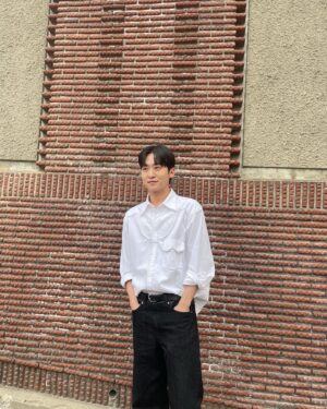 Lee Il-jun Instagram - 오늘도 #선재업고튀어 🎄🏃‍♂️🍀