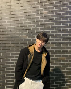 Lee Il-jun Instagram - 🧞‍♂️