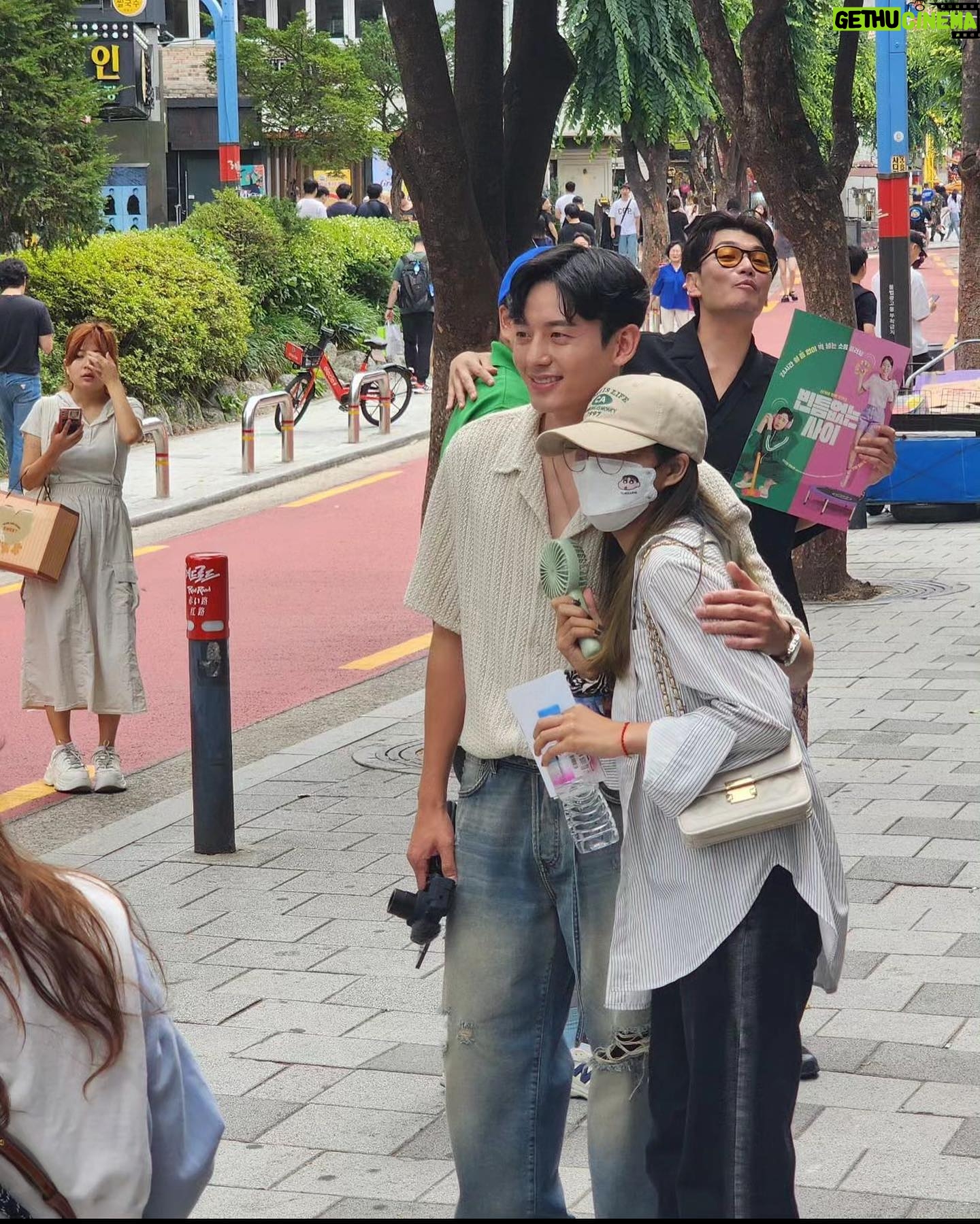 Lee Ji-hoon - 10.9K Likes - 따뜻한 마음으로 다같이 행복하게💕고맙습니다!🫰🏻