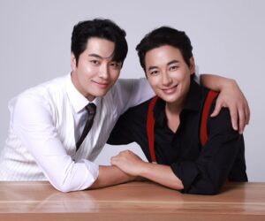 Lee Ji-hoon Instagram - #도쿄

사랑하는 동생과 행복한 시간😍
함께 해주신 많은 분들 감사드립니다👍