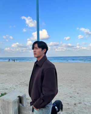 Lee Ji-hoon Instagram - #famille_official 🥼jacket 2023.10.12
