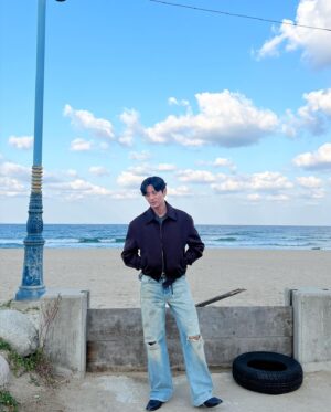 Lee Ji-hoon Instagram - #famille_official 🥼jacket 2023.10.12