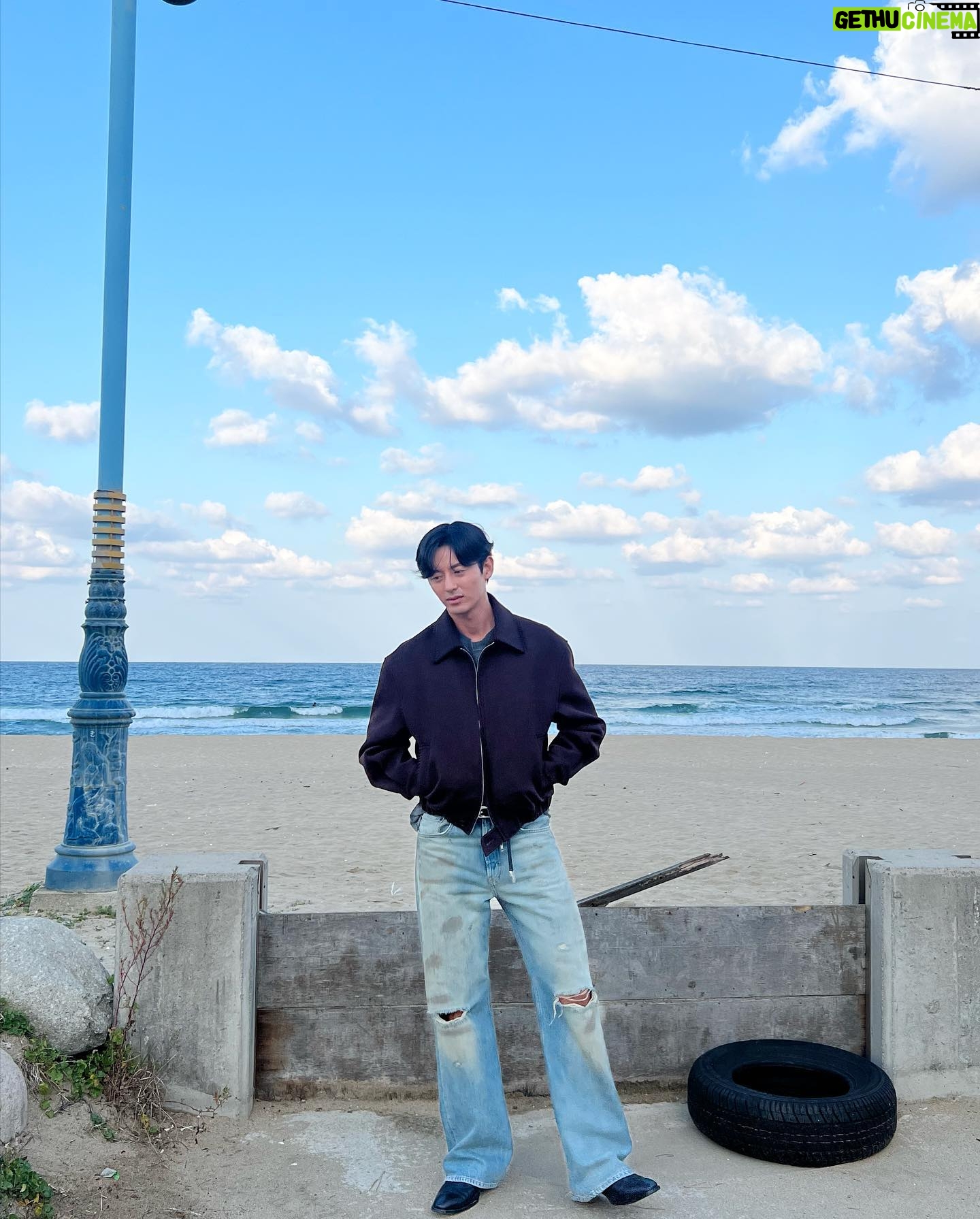 Lee Ji-hoon - 8.2K Likes - #famille_official 🥼jacket 2023.10.12