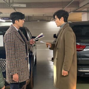 Lee Ji-hoon Instagram - 고생하시는 우리강우형님 #99억의여자