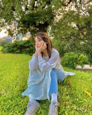 Lee Ji-won Instagram - 같은 날 핸드폰으로📸