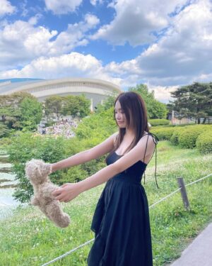 Lee Jin-ah Instagram - Seoul Jazz Festival 🤍🧸너무 재밌었어용:) 멋진 밴드 와 관객 여러분 반가웠어요🙏🏻💕가나초콜렛 감사합니다 🍫