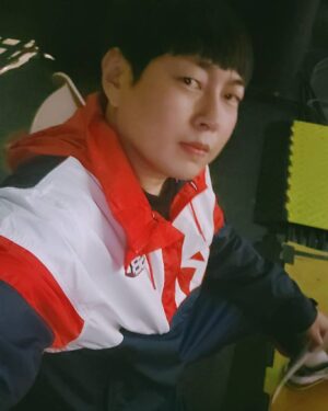 Lee Jin-ho Instagram - 뱀눈 체육선생님 st