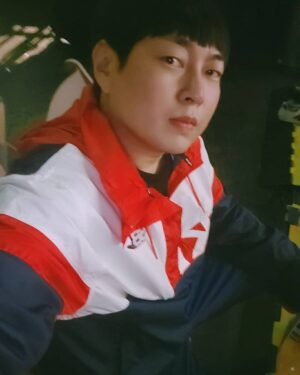 Lee Jin-ho Instagram - 뱀눈 체육선생님 st