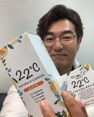 Lee Jong-hyuk Instagram - 친구야 어려운시기에...대박나라 #22도씨