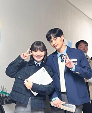 Lee Jong-hyuk Instagram - 사실 꽤나 착한 친구들