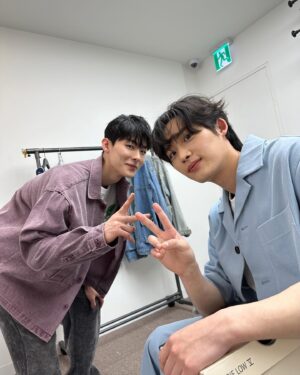 Lee Jong-hyuk Instagram - #에스콰이어