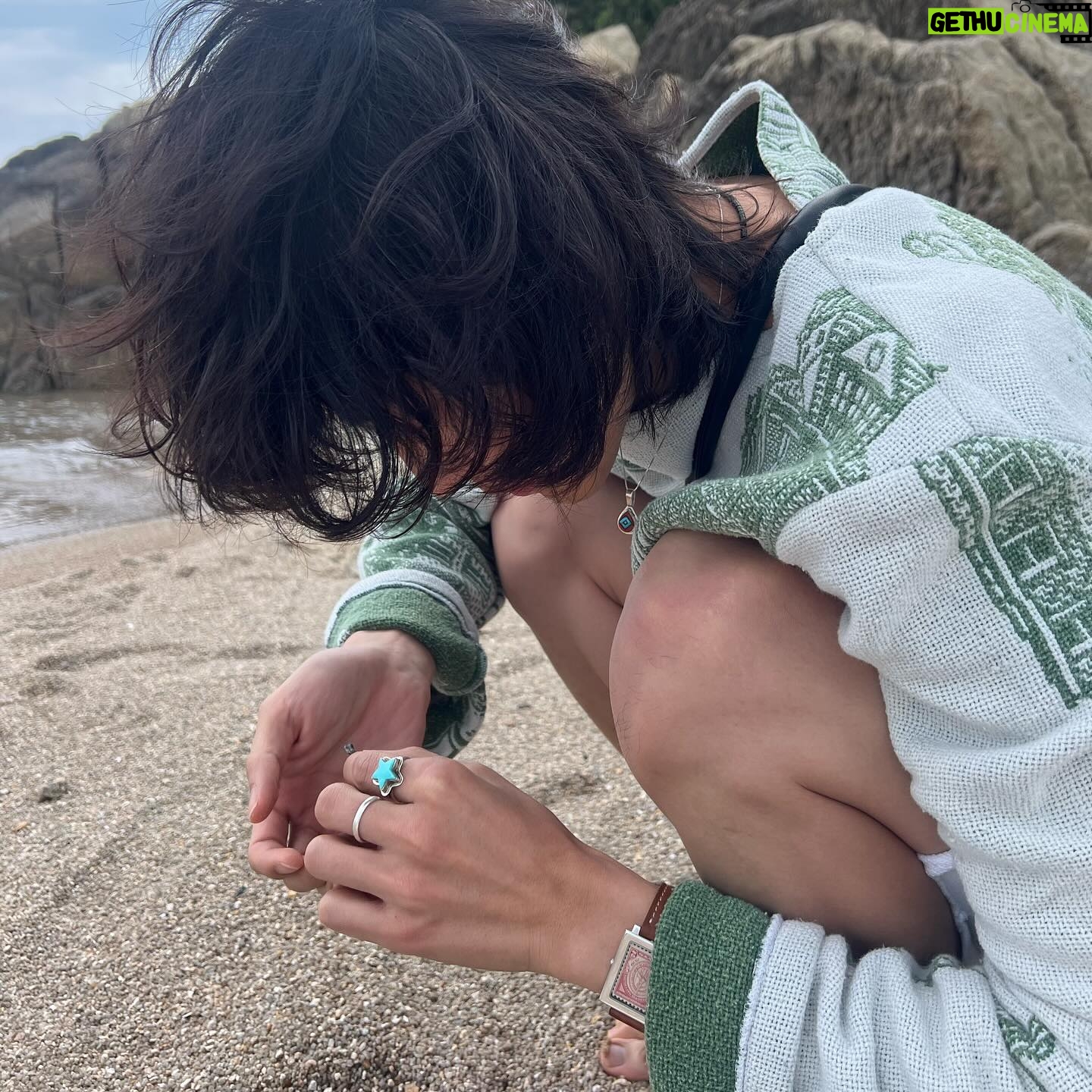Lee Jong-won - 84.2K Likes - 🌊☀️🌴🌬️🍃