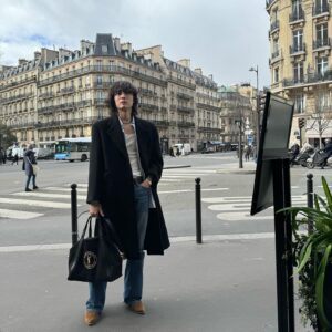 Lee Jong-won Instagram - @ysl @anthonyvaccarello ❤️🇫🇷❤️🌹