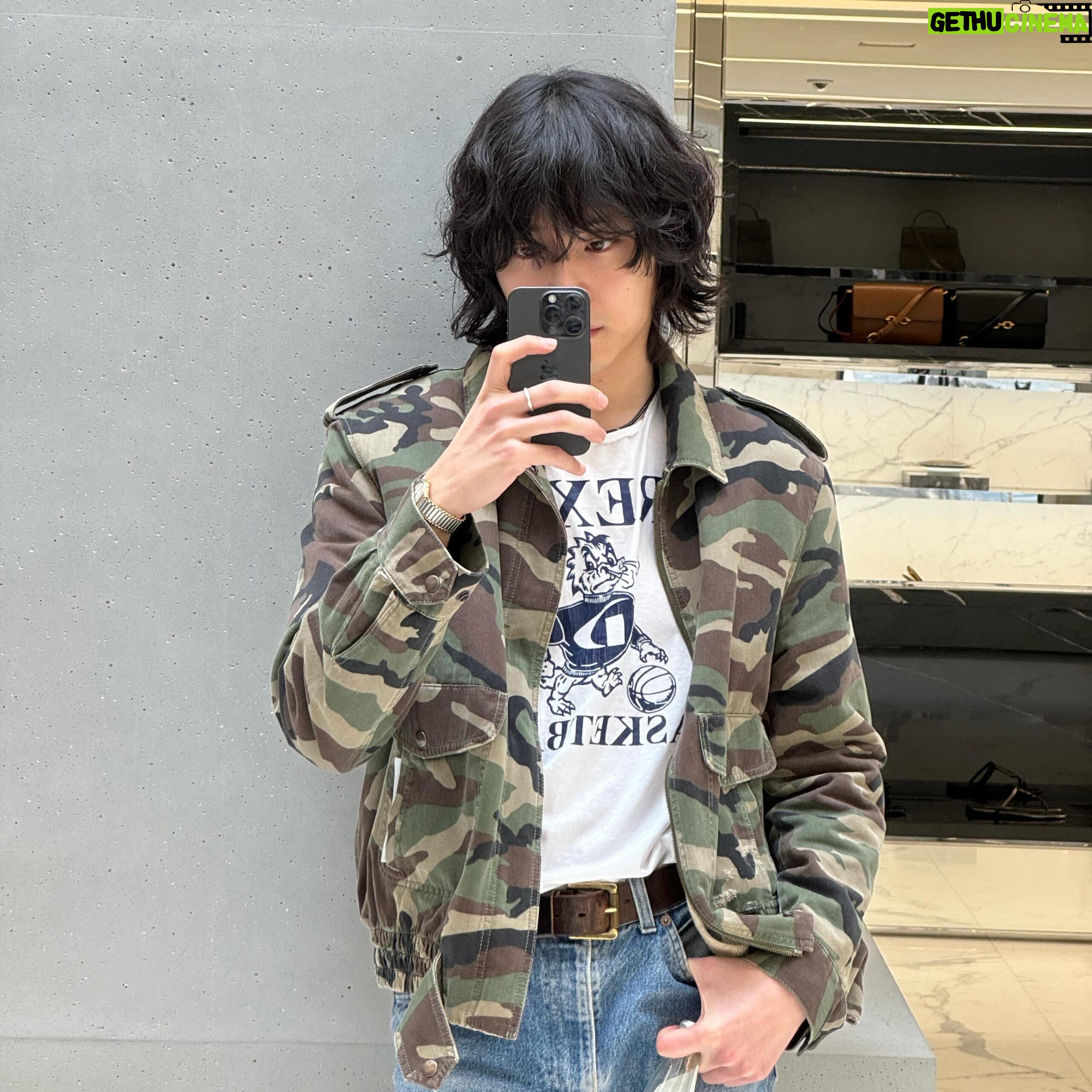 Lee Jong-won - 76.4K Likes - 💇