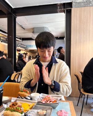 Lee Jung-jun Instagram - 🍔최애