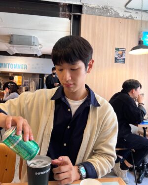 Lee Jung-jun Instagram - 🍔최애