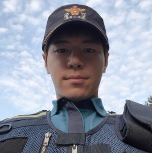 Lee Kyoo-hyung Instagram - #핸섬가이즈 #경찰콤비