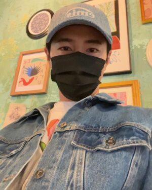 Lee Kyoo-hyung Instagram - #청청 #날이좋아서