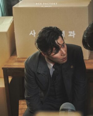 Lee Kyoo-hyung Instagram - #삼식이삼촌